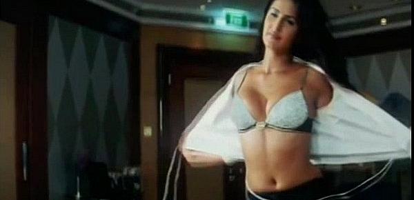  Katrina Kaif slow motion seduction